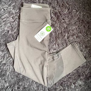 Womens Gaiam activewear capri leggings